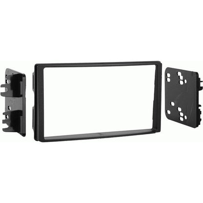 Metra 95-7329 Double DIN Radio Installation Kit for 2007-2010 Kia Rondo — view 4